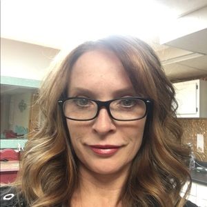 Meet your Posher, Tina